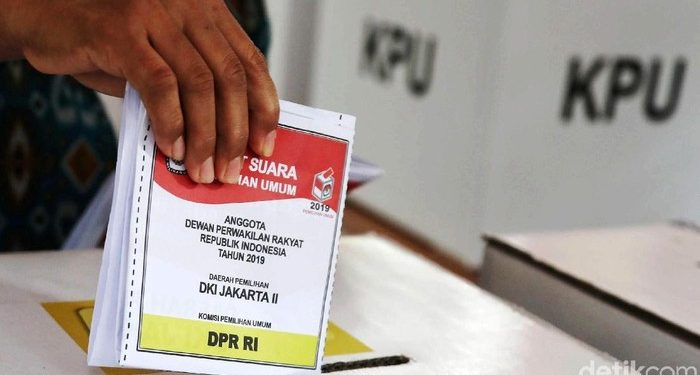 Survei Pilpres LSI: Prabowo Perkasa, Ganjar Vs Anies Sengit, Ahok Menyodok