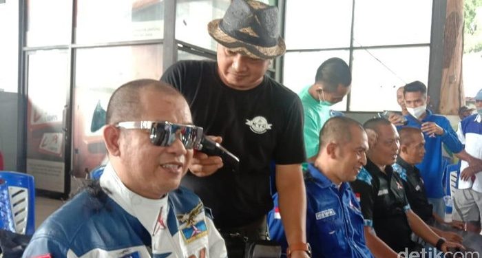 7 Kader Demokrat Dipecat, Simpatisan dan Kader di Banyuwangi Cukur Gundul