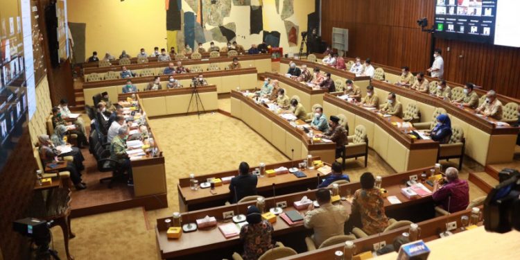 DPR, Pemerintah dan Penyelenggara Sepakat Pemilu Serentak 14 Februari 2024