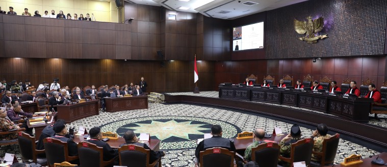 Dissenting opinon dalam sidang putusan MK